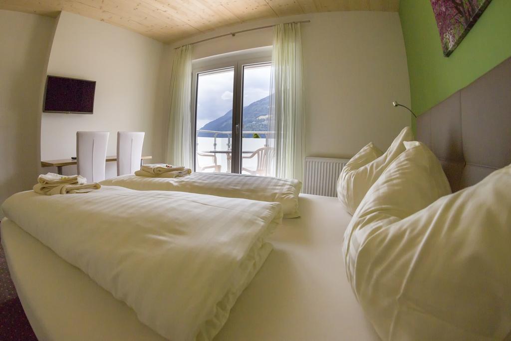 Gästehaus Krappinger/Pizzeria Mamma Mia Ossiach Zimmer foto